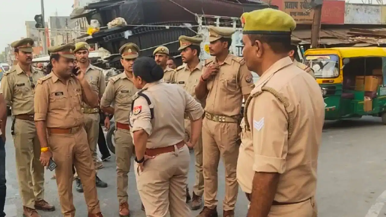 17 वर्षीय छात्रा ने फांसी लगाकर दे दी जान, NEET परीक्षा रद्द होने की वजह से चल रही थी अवसाद में  .