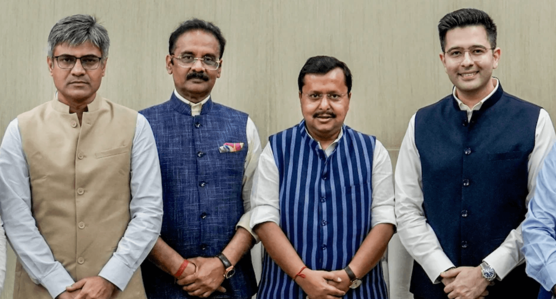 बीजेपी में शामिल हुए राघव चड्ढा, 6 और सांसद भी कर सकते हैं पाला बदल