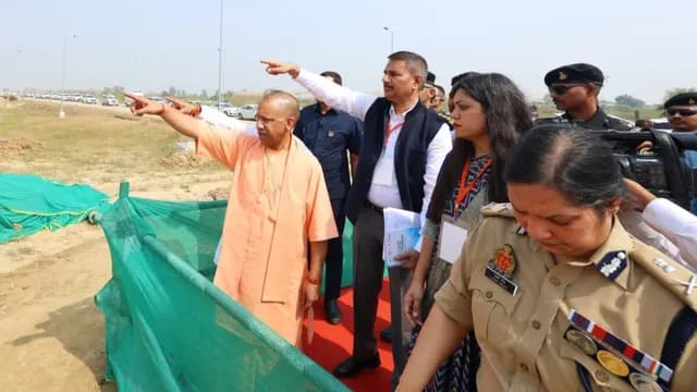 नोएडा अंतरराष्ट्रीय हवाई अड्डे से 15 जून से शुरू होंगी उड़ान सेवाएं : मुख्यमंत्री आदित्यनाथ