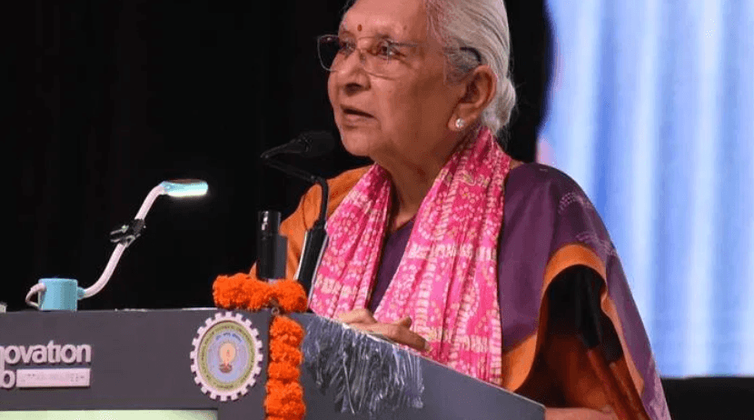 मैं लव मैरिज की विरोधी नहीं हूं: आनंदीबेन पटेल