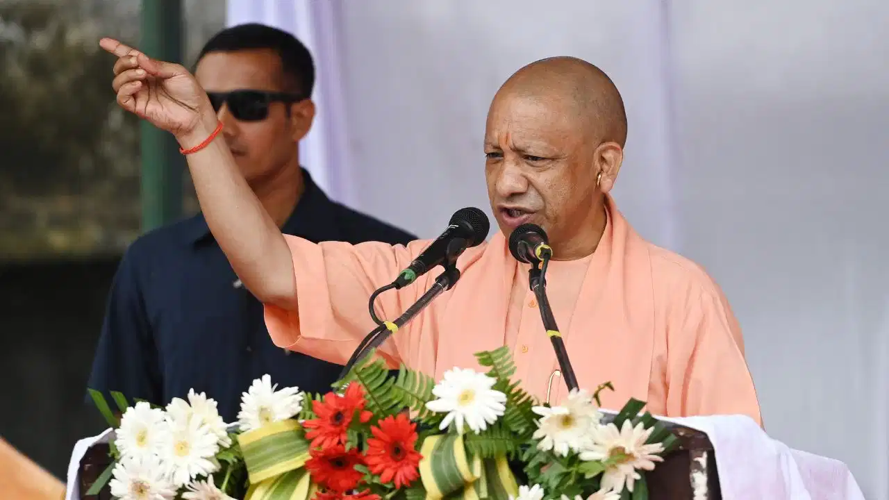 यूपी में 13 पीसीएस अफसरों के तबादले, कानपुर एडीएम समेत 5 जिलों के ADM बदले